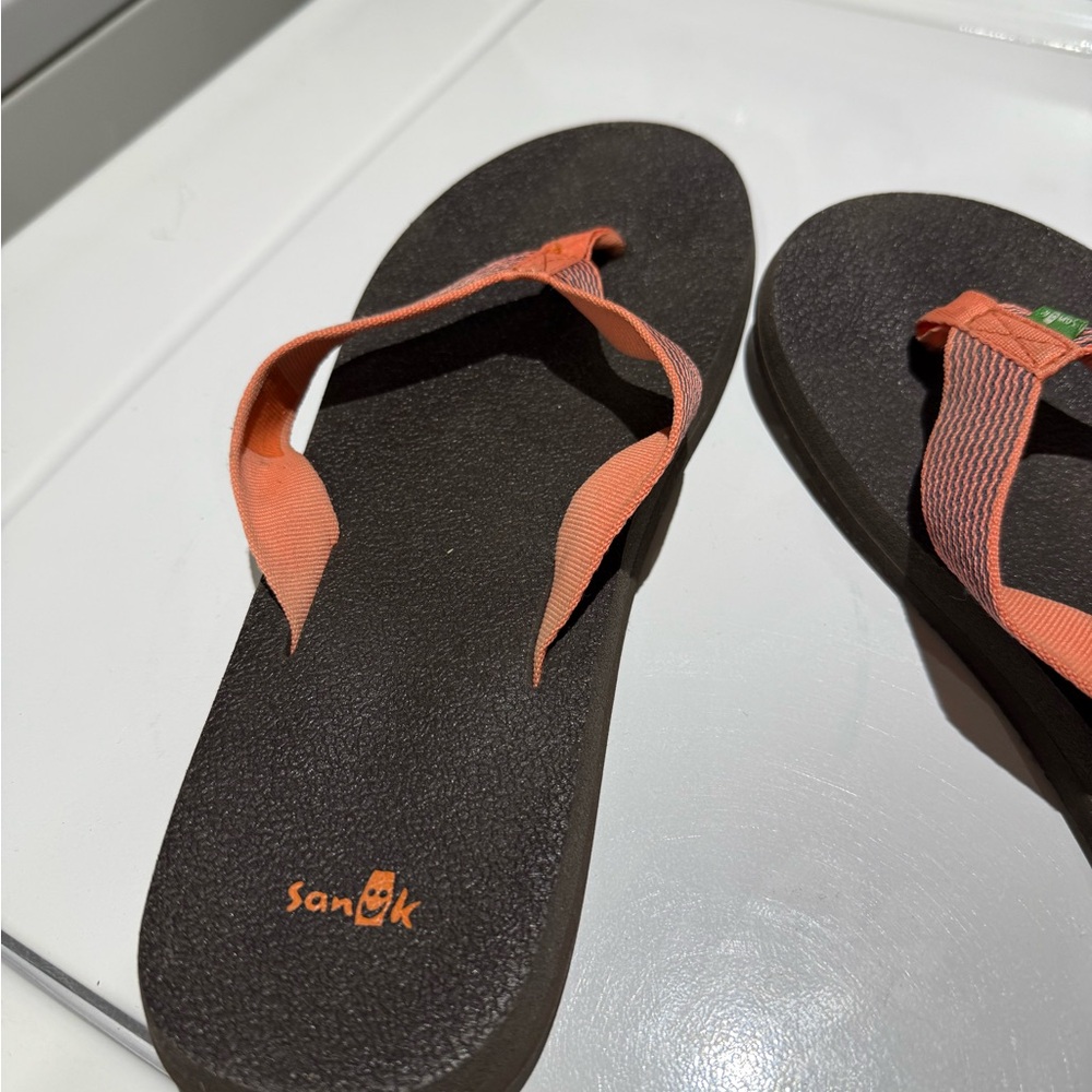 Sanuk Dark Brown and Coral Sandals